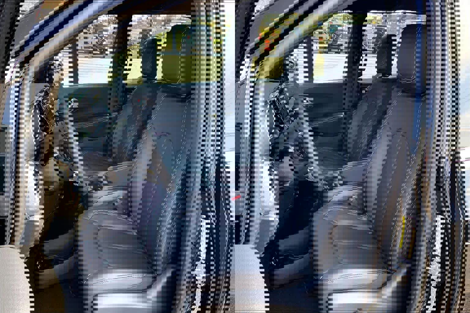 New 2026 Chrysler Pacifica Select image 7