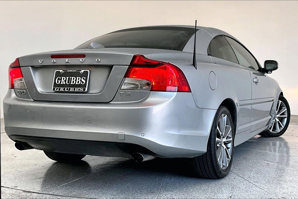 Used 2012 Volvo C70 T5 image 2