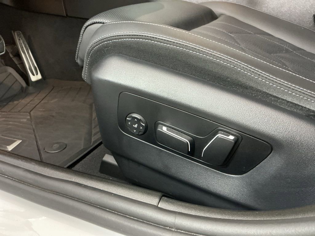 Certified 2024 BMW i5 M60 w/ Premium Package AWD/4WD image 19