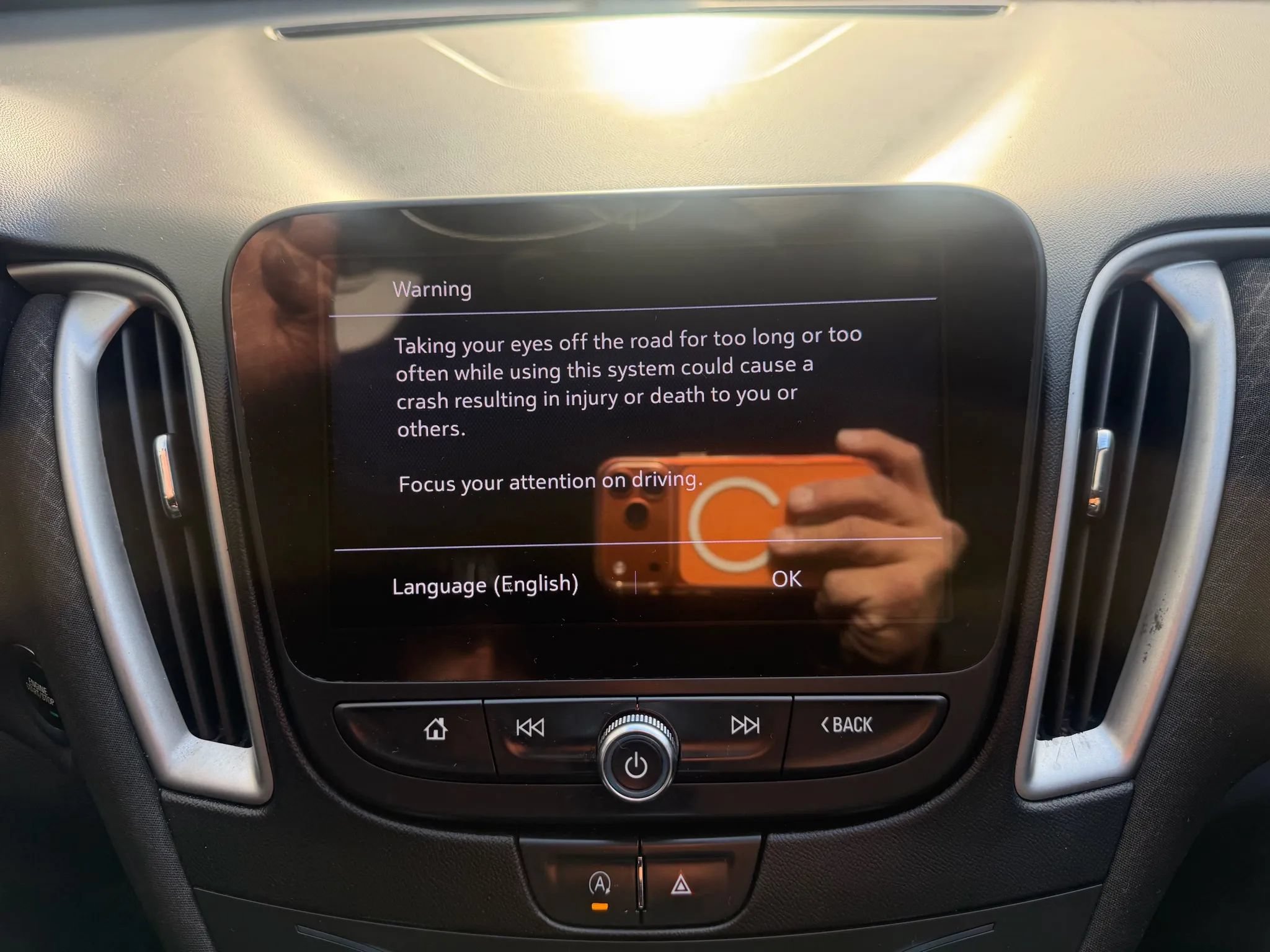 Used 2022 Chevrolet Malibu LT FWD image 18