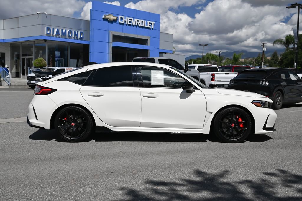Used 2024 Honda Civic Type R image 3