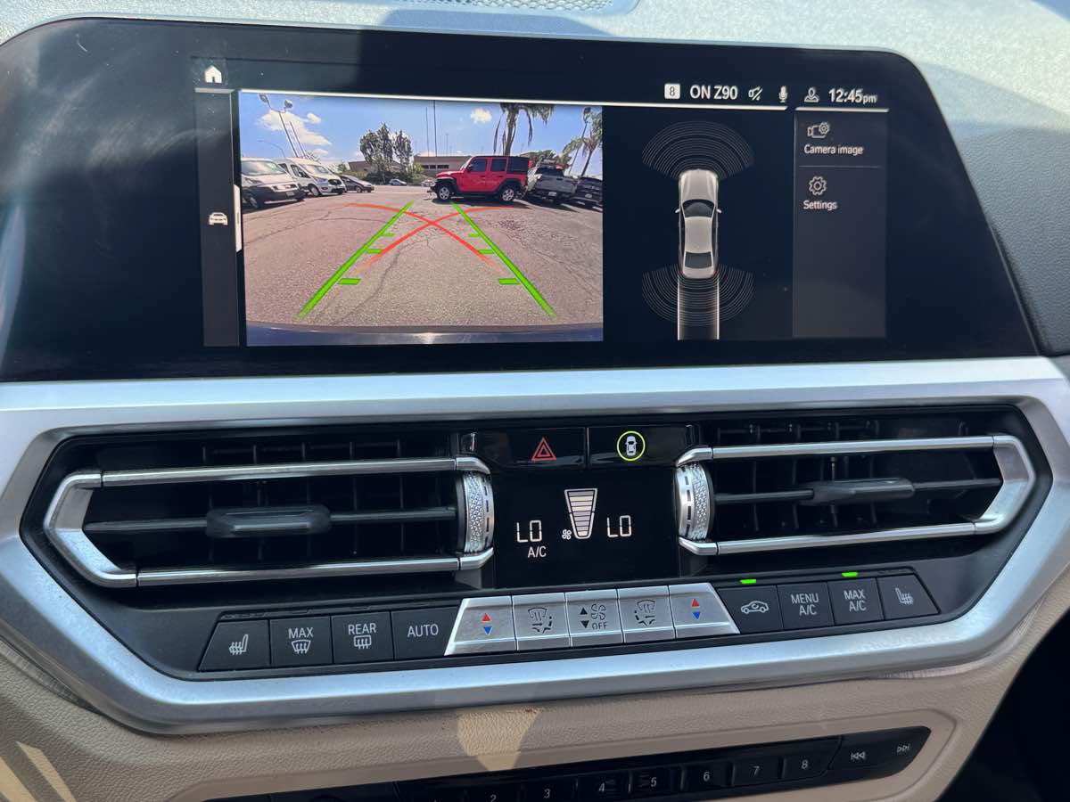Used 2020 BMW 330i Sedan w/ Premium Package RWD image 29