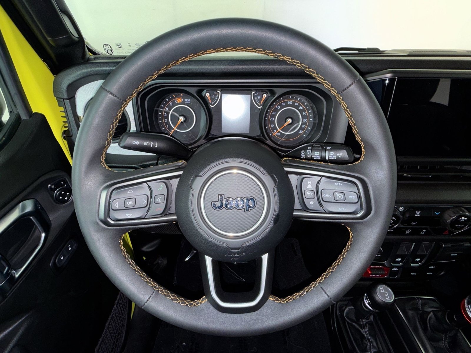 Used 2024 Jeep Wrangler Sport AWD/4WD image 16
