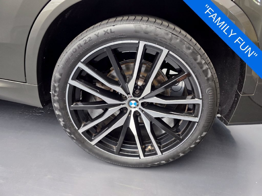 Used 2022 BMW X5 sDrive40i w/ M Sport Package RWD image 17