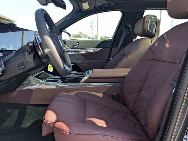 New 2026 BMW 760i xDrive w/ Luxury Rear Seating Package image 20