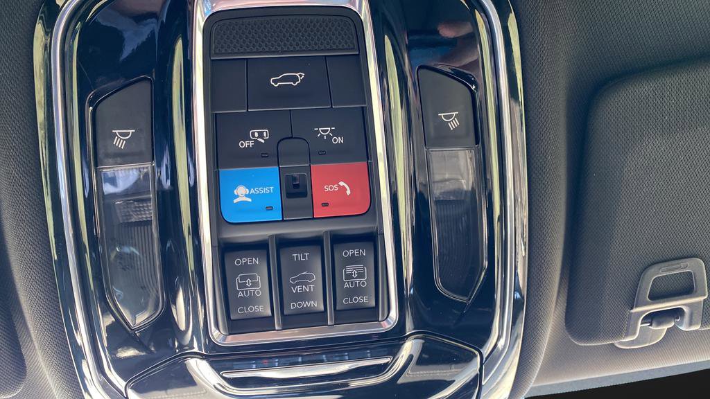 Used 2023 Jeep Grand Cherokee L Overland image 36