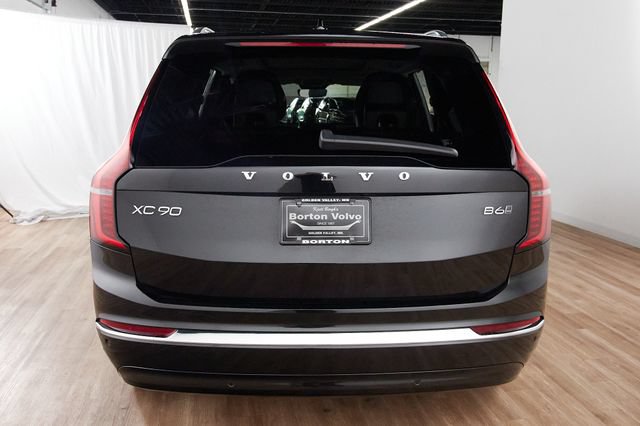 Certified 2026 Volvo XC90 B6 Ultra AWD/4WD image 4