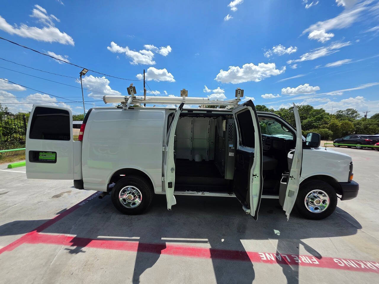 Used 2012 Chevrolet Express 2500 w/ Cold Climate Package RWD image 33