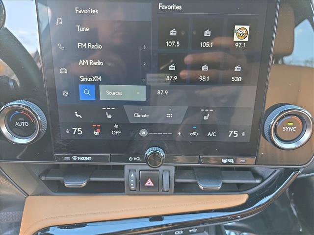 Used 2022 Lexus NX 350 NX 350 image 22