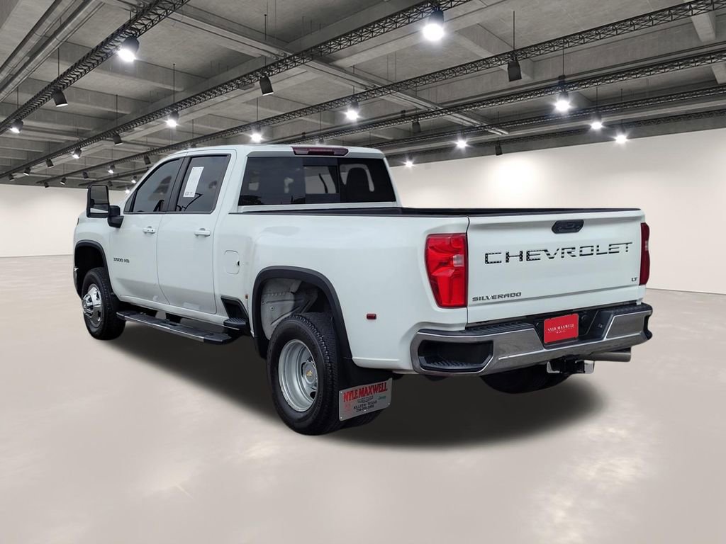 Used 2024 Chevrolet Silverado 3500 LT w/ Convenience Package RWD image 14