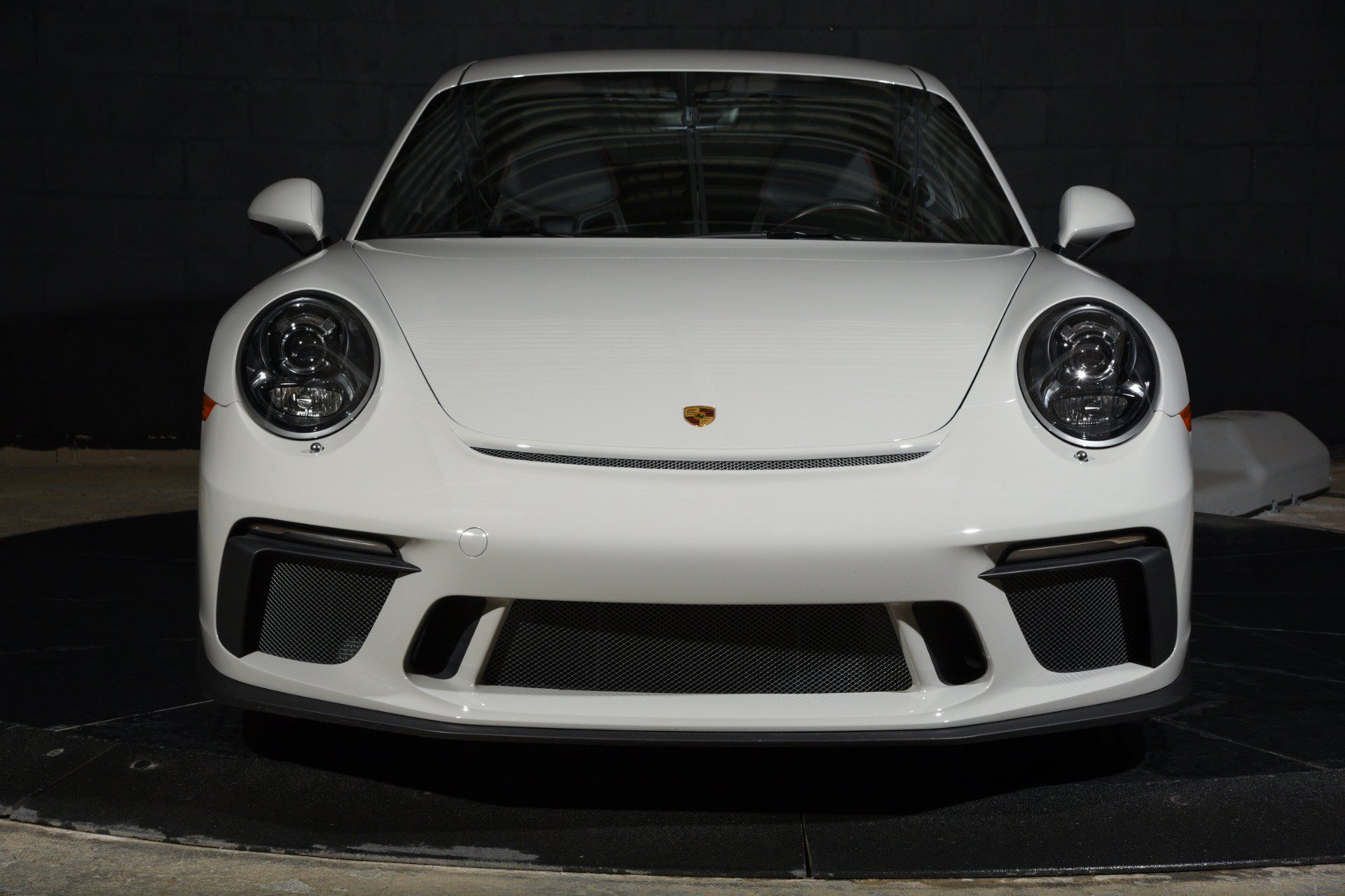 Used 2019 Porsche 911 GT3 RWD image 13