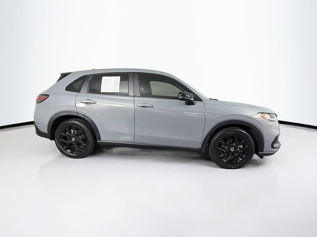 Used 2025 Honda HR-V Sport image 11