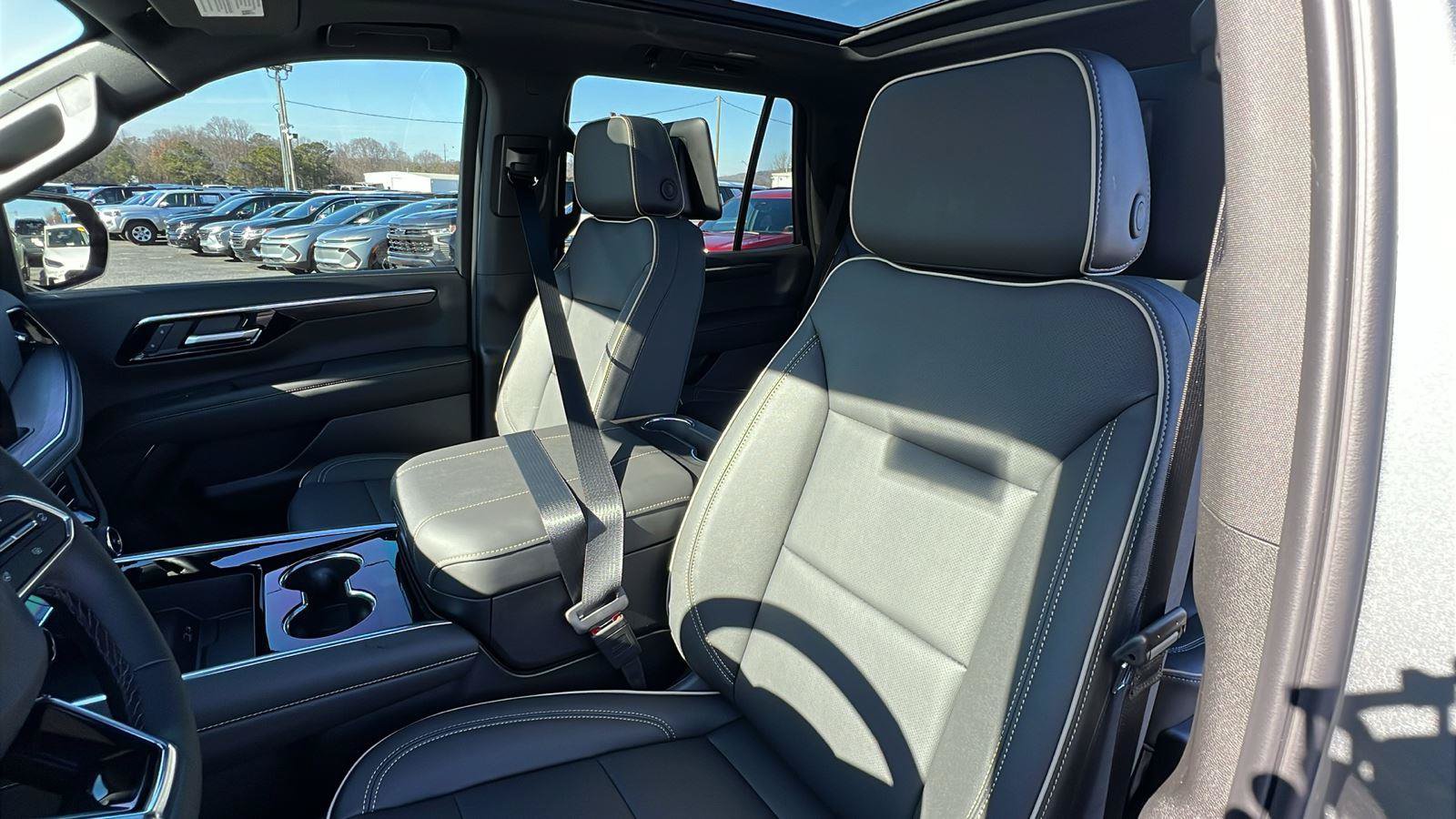 New 2026 Chevrolet Tahoe Premier AWD/4WD image 15