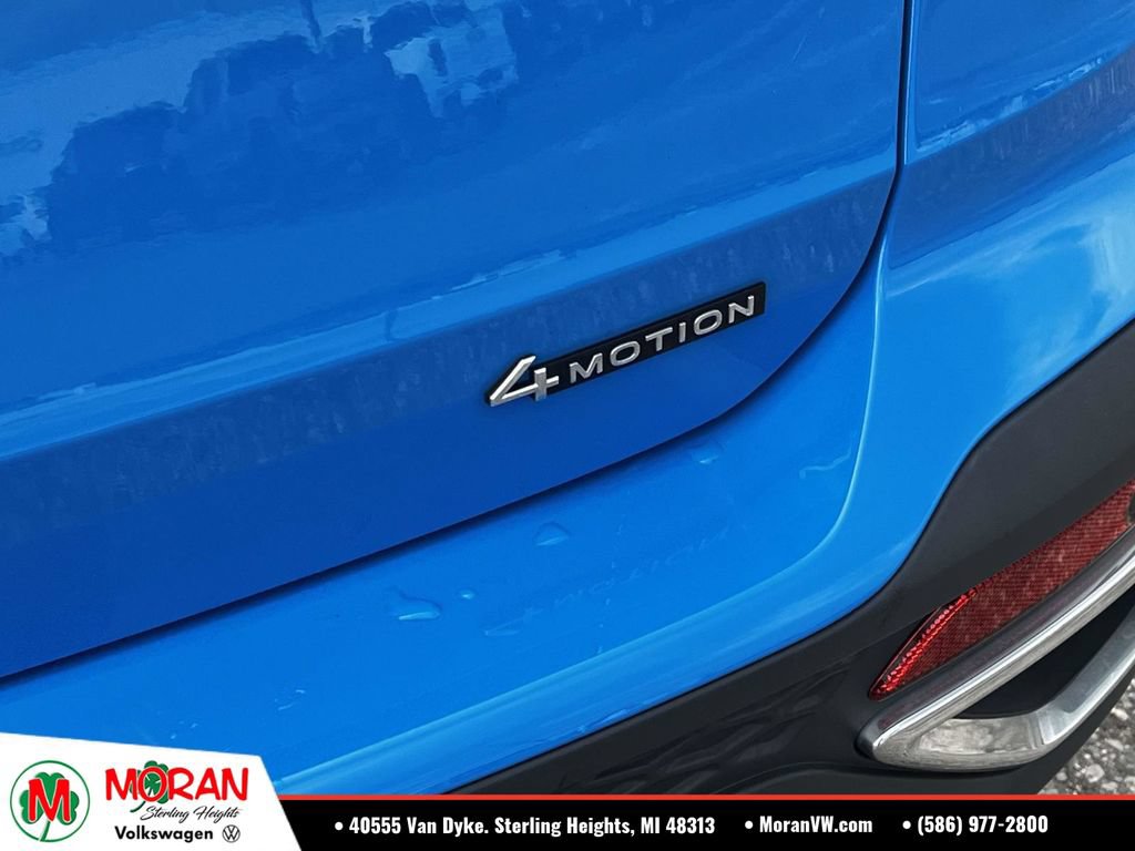 Certified 2023 Volkswagen Taos SEL AWD/4WD image 10