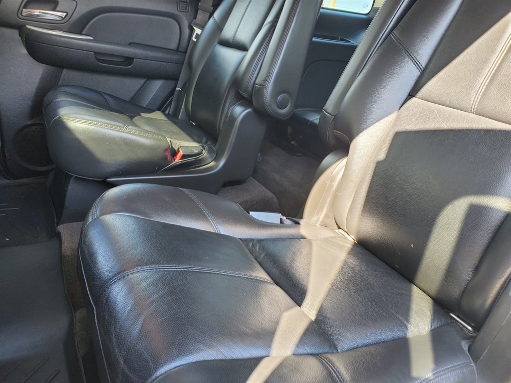 Used 2008 Chevrolet Tahoe LTZ w/ LTZ Preferred Equipment Group image 26