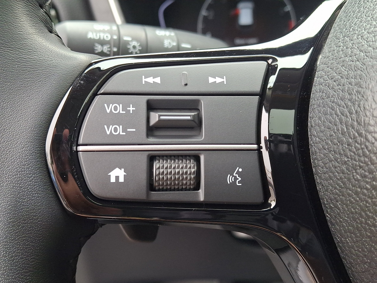 Used 2025 Honda Pilot Touring image 21