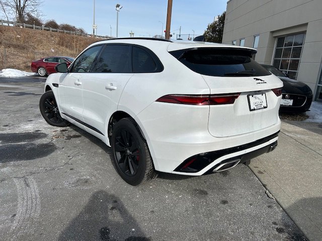 New 2025 Jaguar F-PACE R-Dynamic S image 3