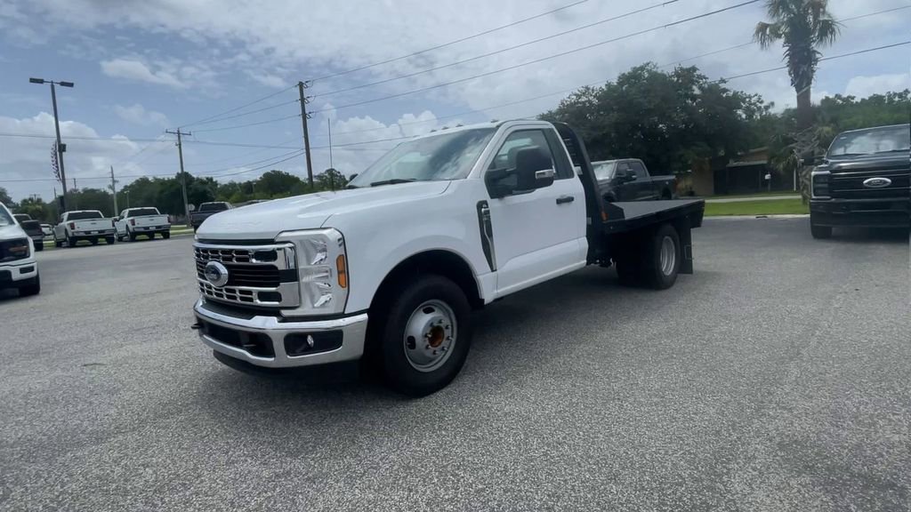 New 2024 Ford F350 XL w/ XL Chrome Package image 4
