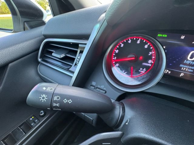 Used 2021 Toyota Camry XSE FWD image 25