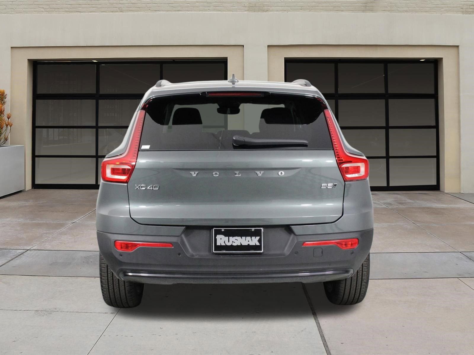 Used 2026 Volvo XC40 B5 Ultra w/ Climate Package AWD/4WD image 5