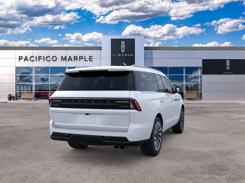New 2026 Lincoln Navigator Black Label AWD/4WD image 8