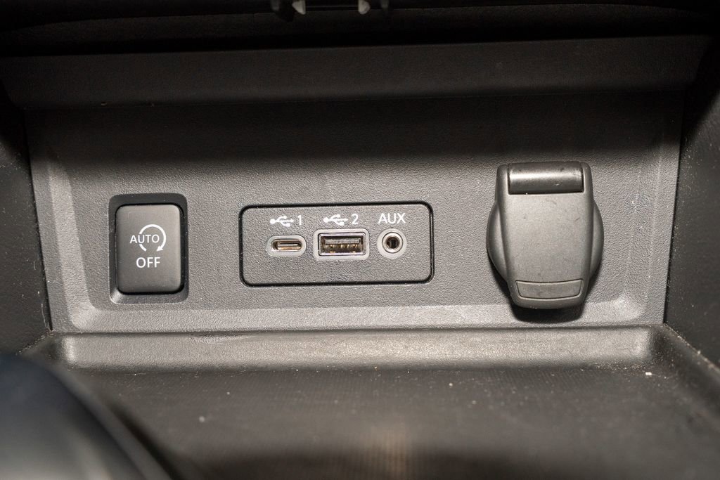 Used 2024 Nissan Sentra SV image 14