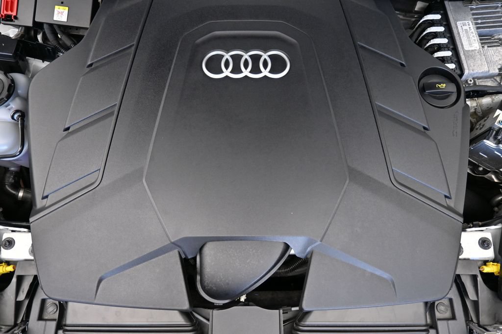 Used 2023 Audi Q8 Prestige w/ Prestige Package AWD/4WD image 28