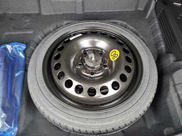 Used 2024 Chevrolet TrailBlazer LT w/ LT Cold Weather Package image 30