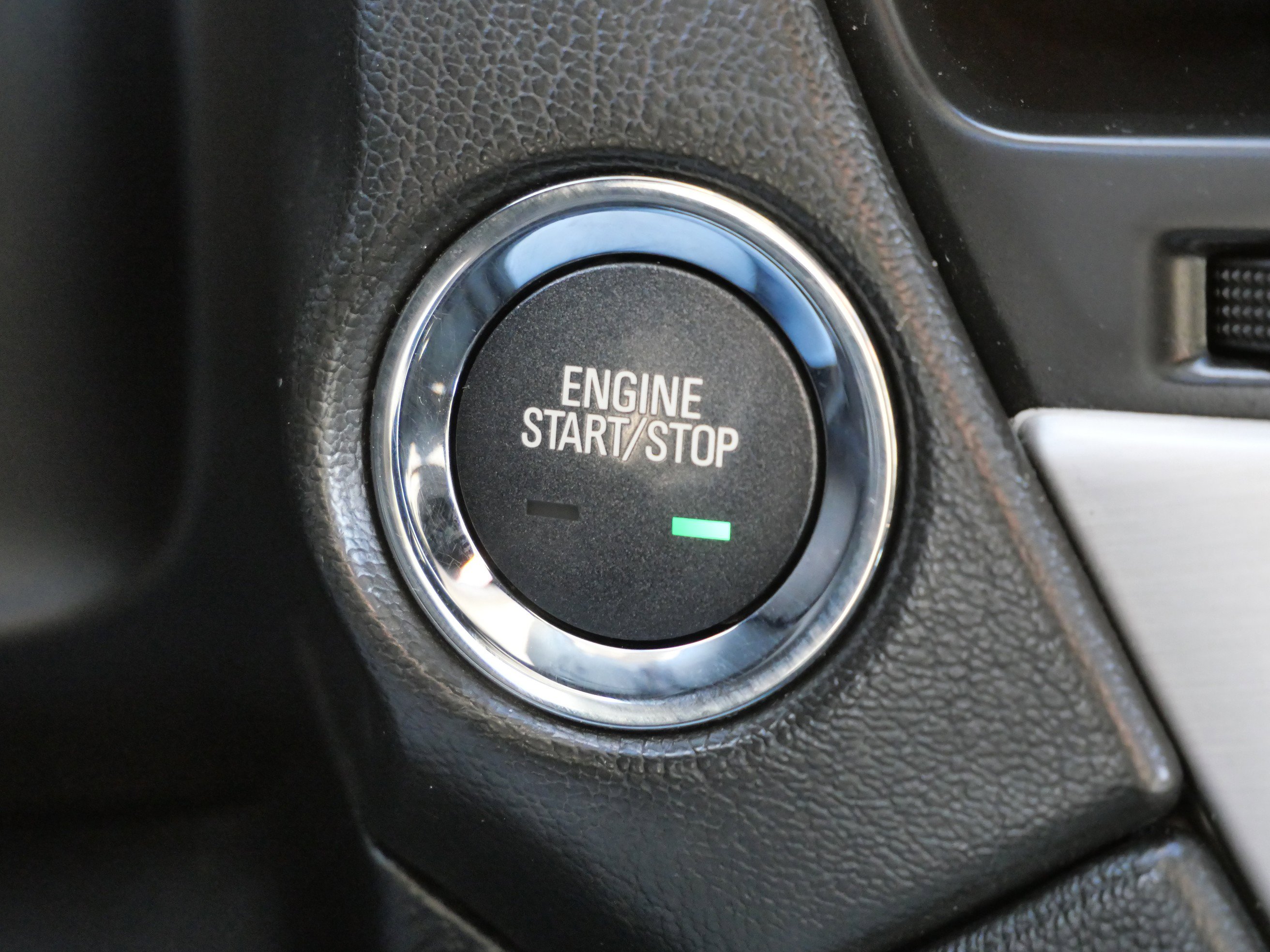 Used 2015 GMC Yukon XL Denali w/ Touring Package image 22