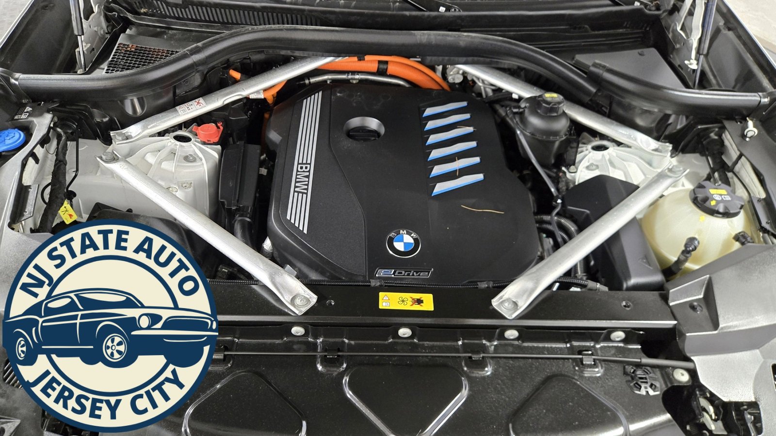 Used 2023 BMW X5 xDrive45e w/ Climate Comfort Package image 38