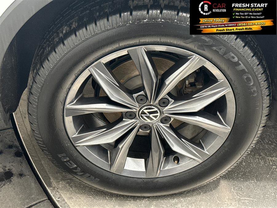 Used 2022 Volkswagen Tiguan SE image 76
