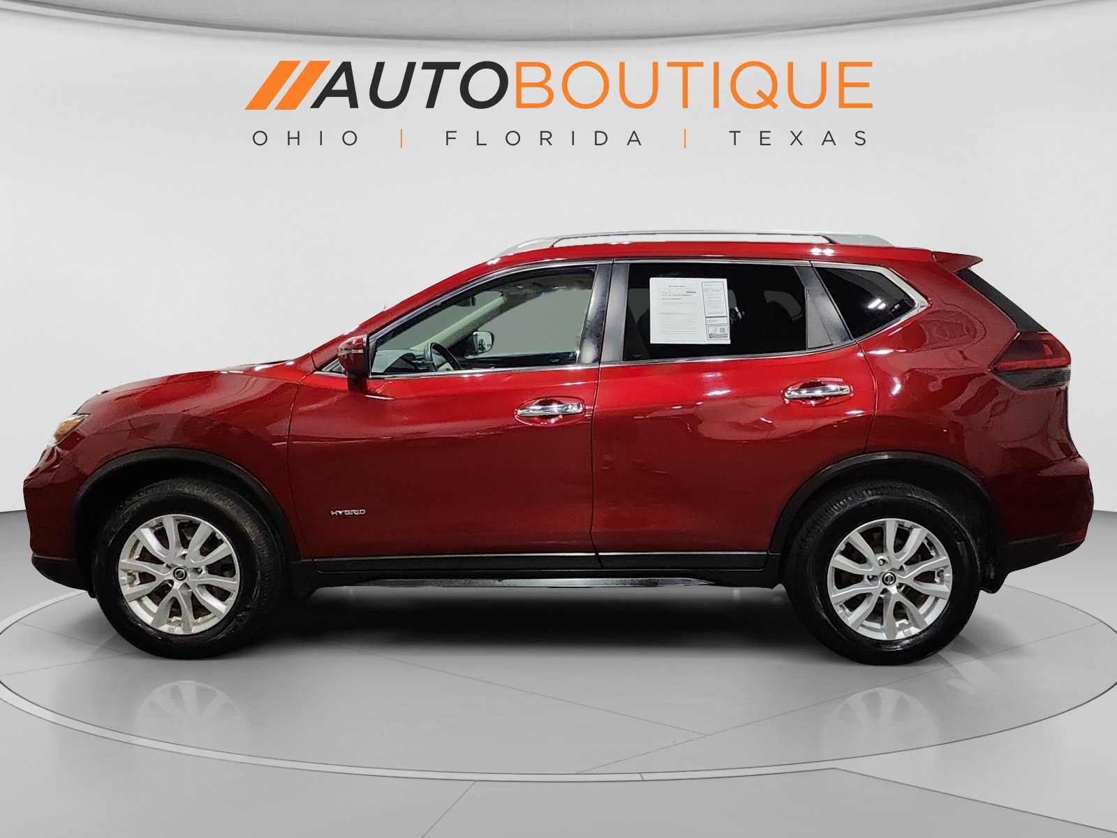 Used 2018 Nissan Rogue SV w/ Premium Package AWD/4WD image 2