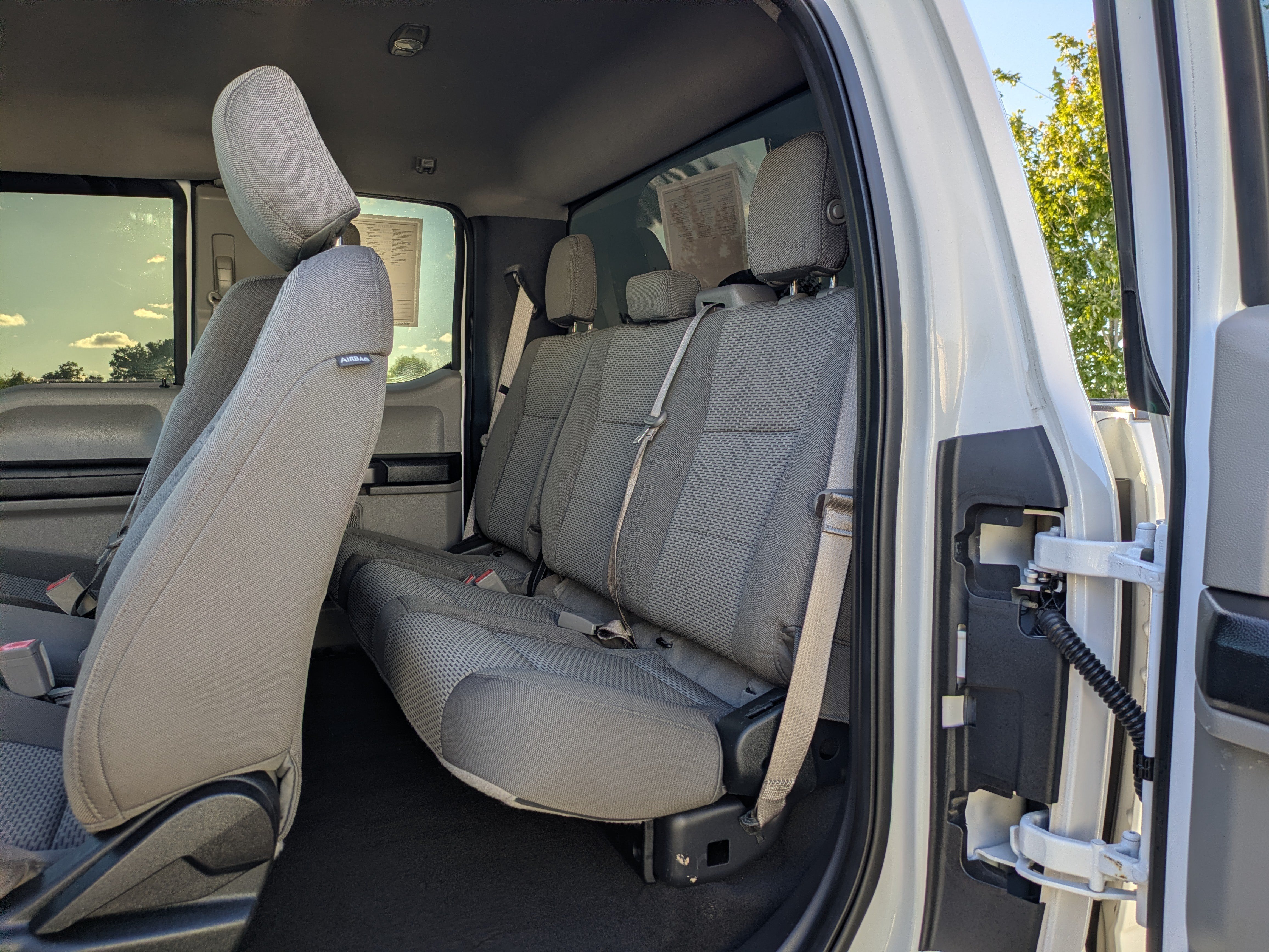 Used 2018 Ford F250 XLT w/ XLT Premium Package AWD/4WD image 16