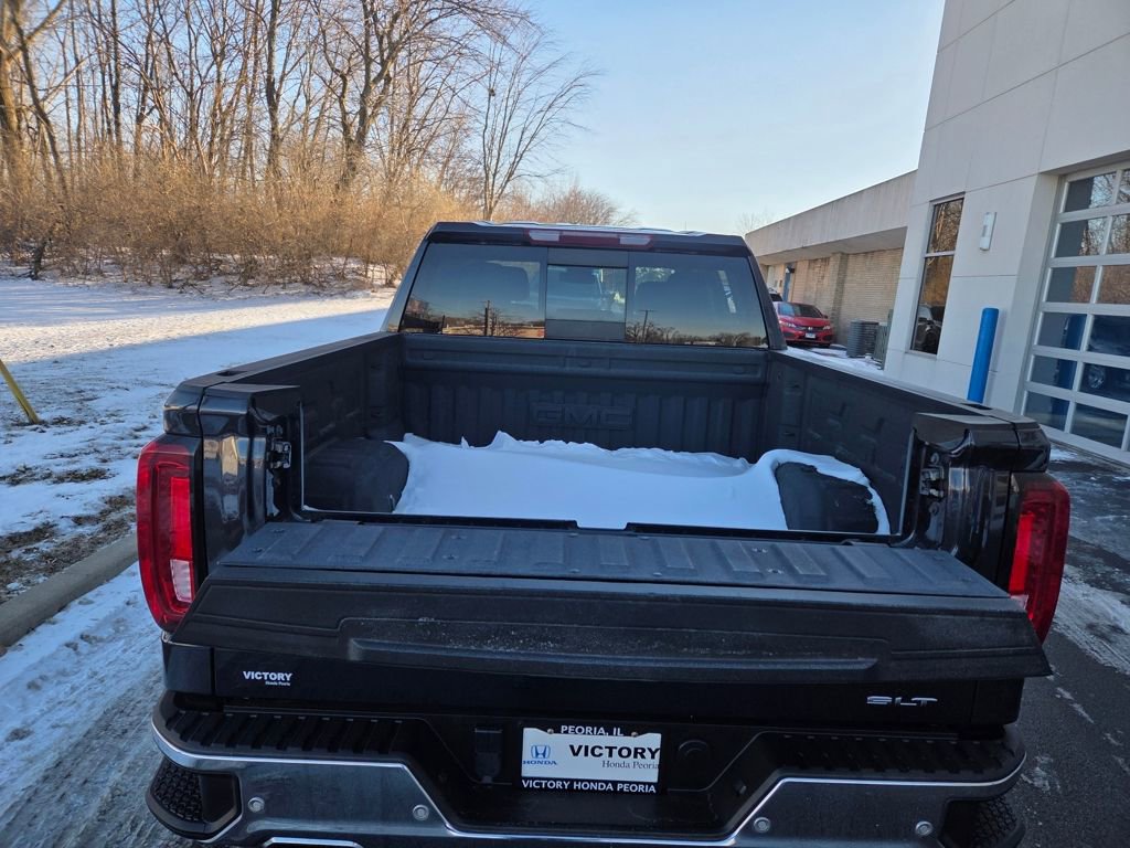 Used 2022 GMC Sierra 1500 SLT w/ SLT Premium Plus Package image 9