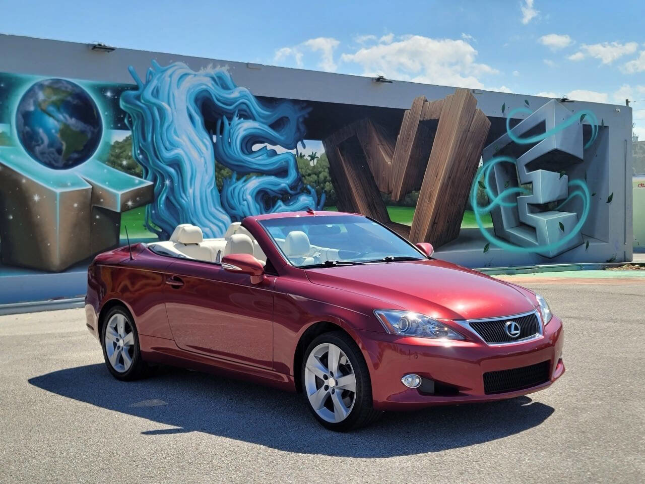 Used 2010 Lexus IS 350C RWD image 4