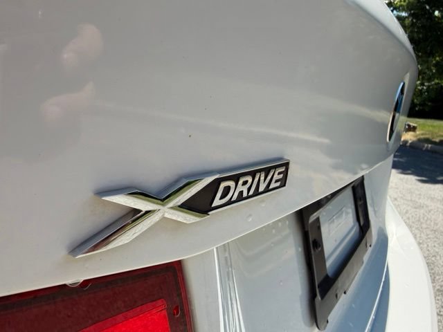Used 2015 BMW 328i xDrive Sedan AWD/4WD image 10