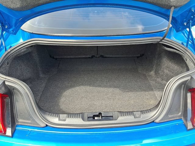 Used 2021 Ford Mustang Coupe RWD image 28