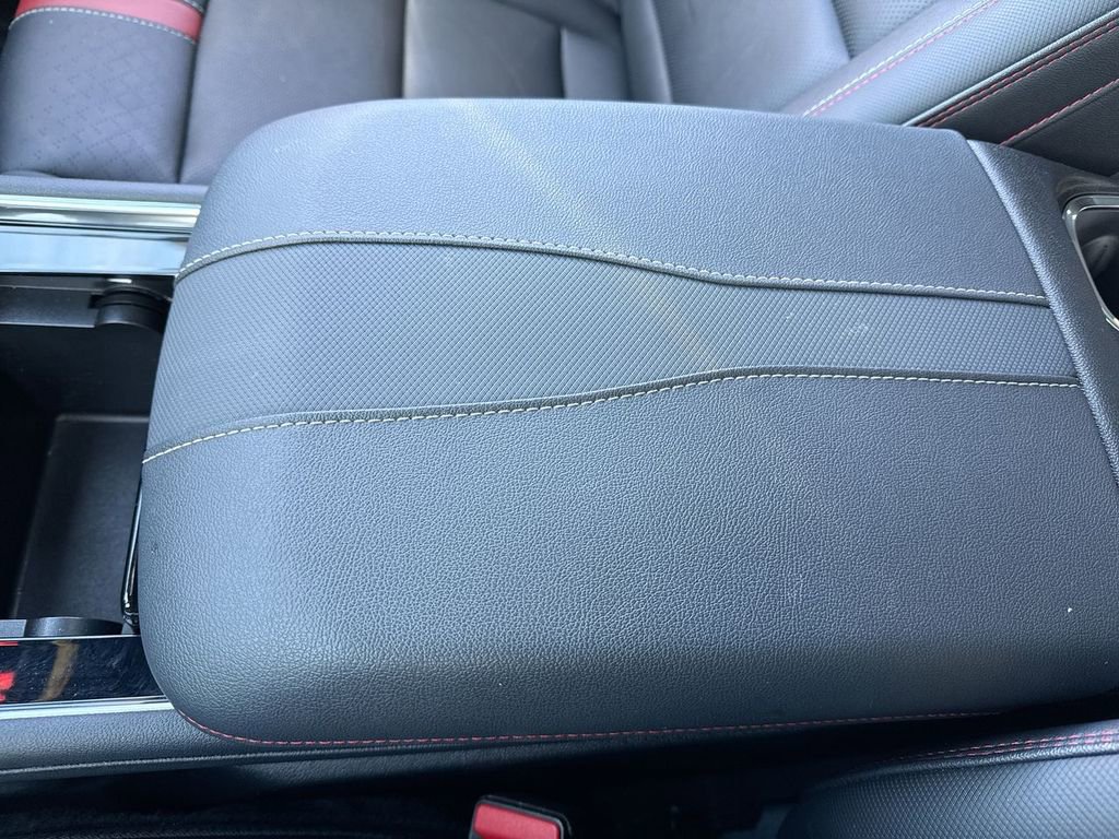 Used 2024 Chevrolet Traverse RS w/ LPO, Floor Liner Package image 21