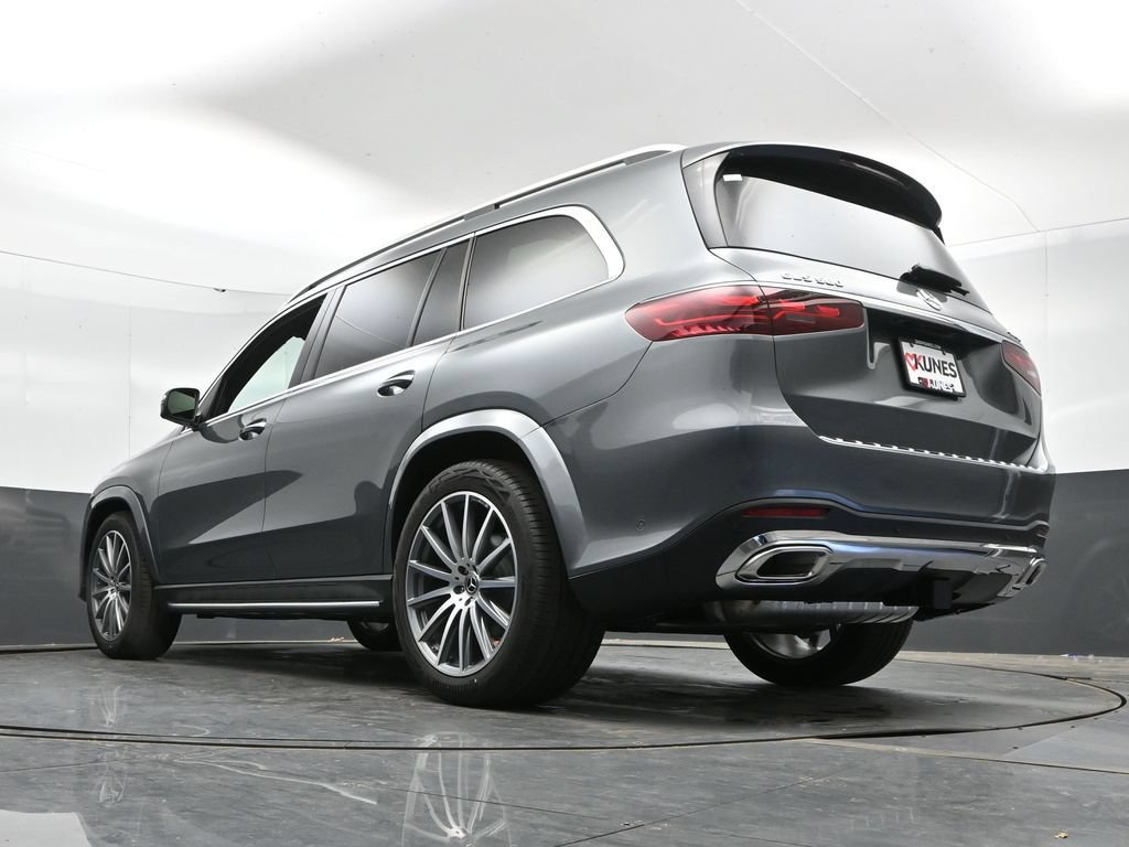 New 2026 Mercedes-Benz GLS 580 4MATIC image 42