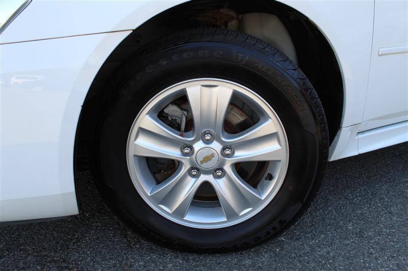 Used 2016 Chevrolet Impala Limited LS FWD image 9