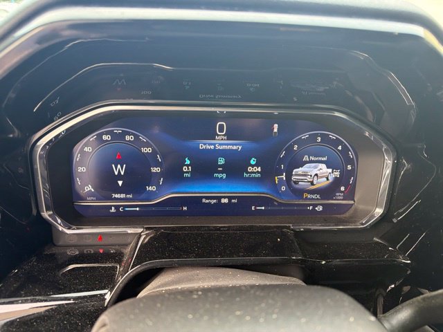 Used 2025 Chevrolet Silverado 1500 LT AWD/4WD image 21