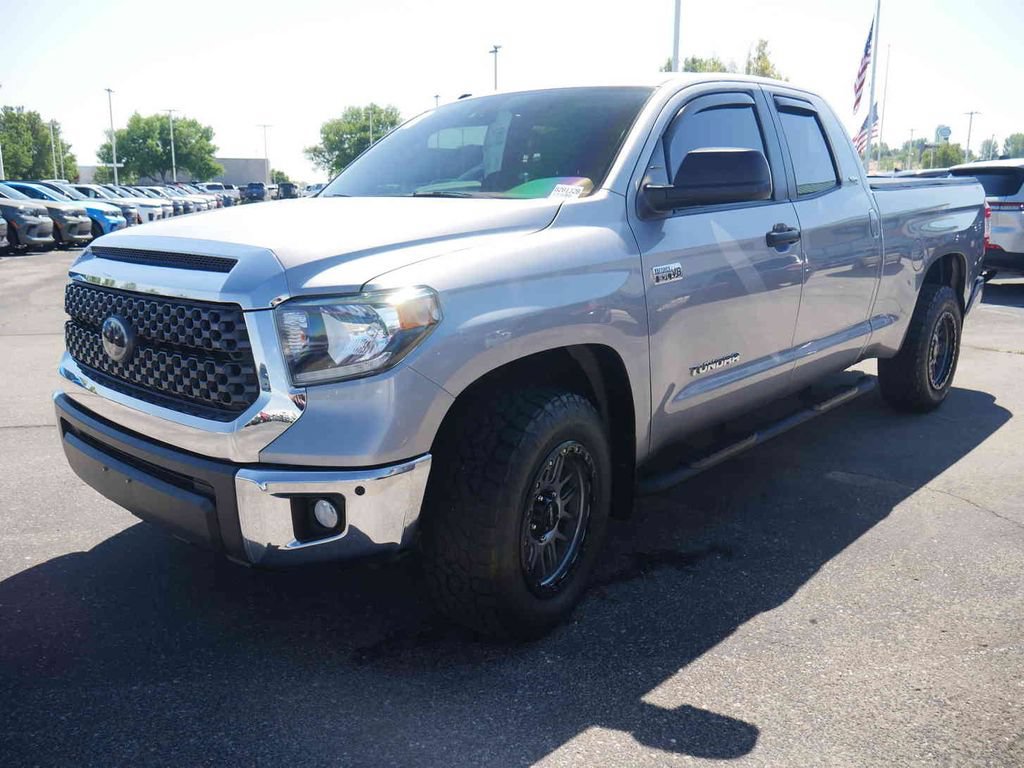 Used 2018 Toyota Tundra SR5 w/ SR5 Upgrade Package RWD image 4