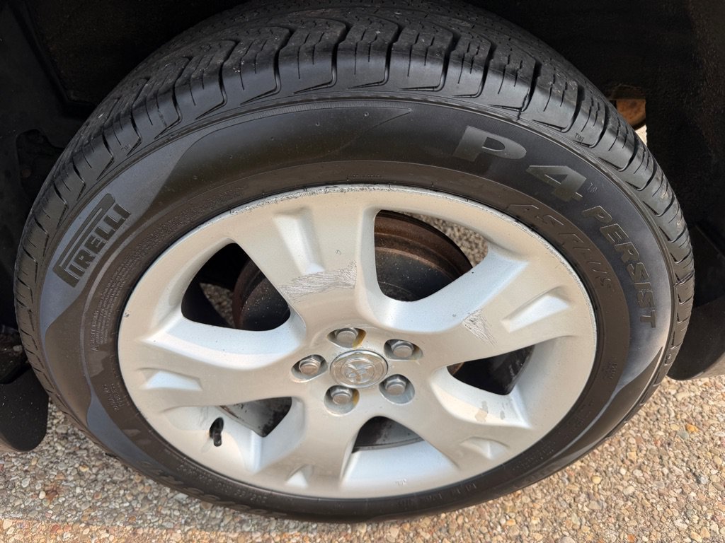 Used 2007 Toyota Matrix FWD image 17