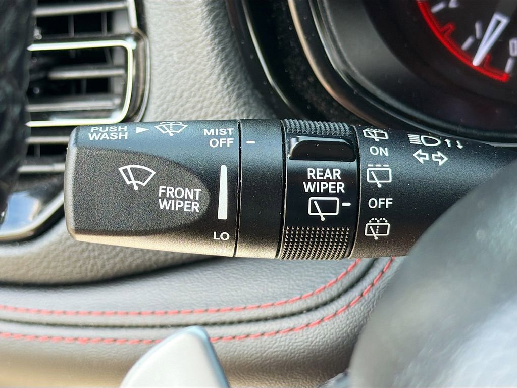 Used 2024 Dodge Durango GT image 28