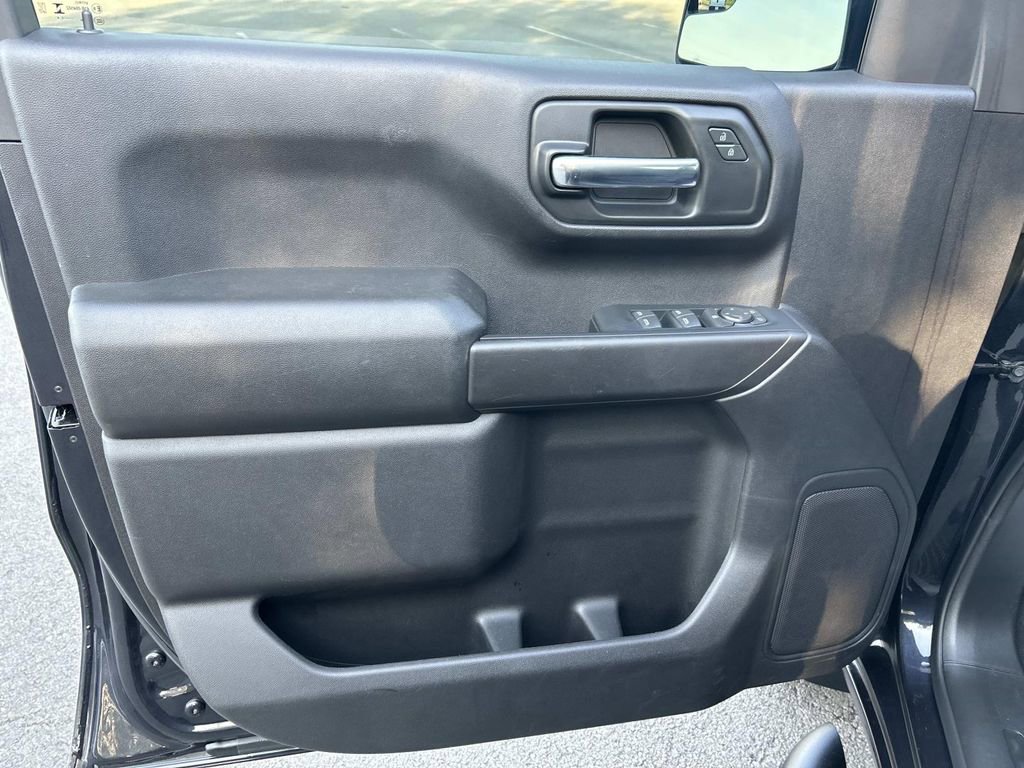 Used 2024 Chevrolet Silverado 1500 Custom Trail Boss w/ Turbomax Blackout Package image 22