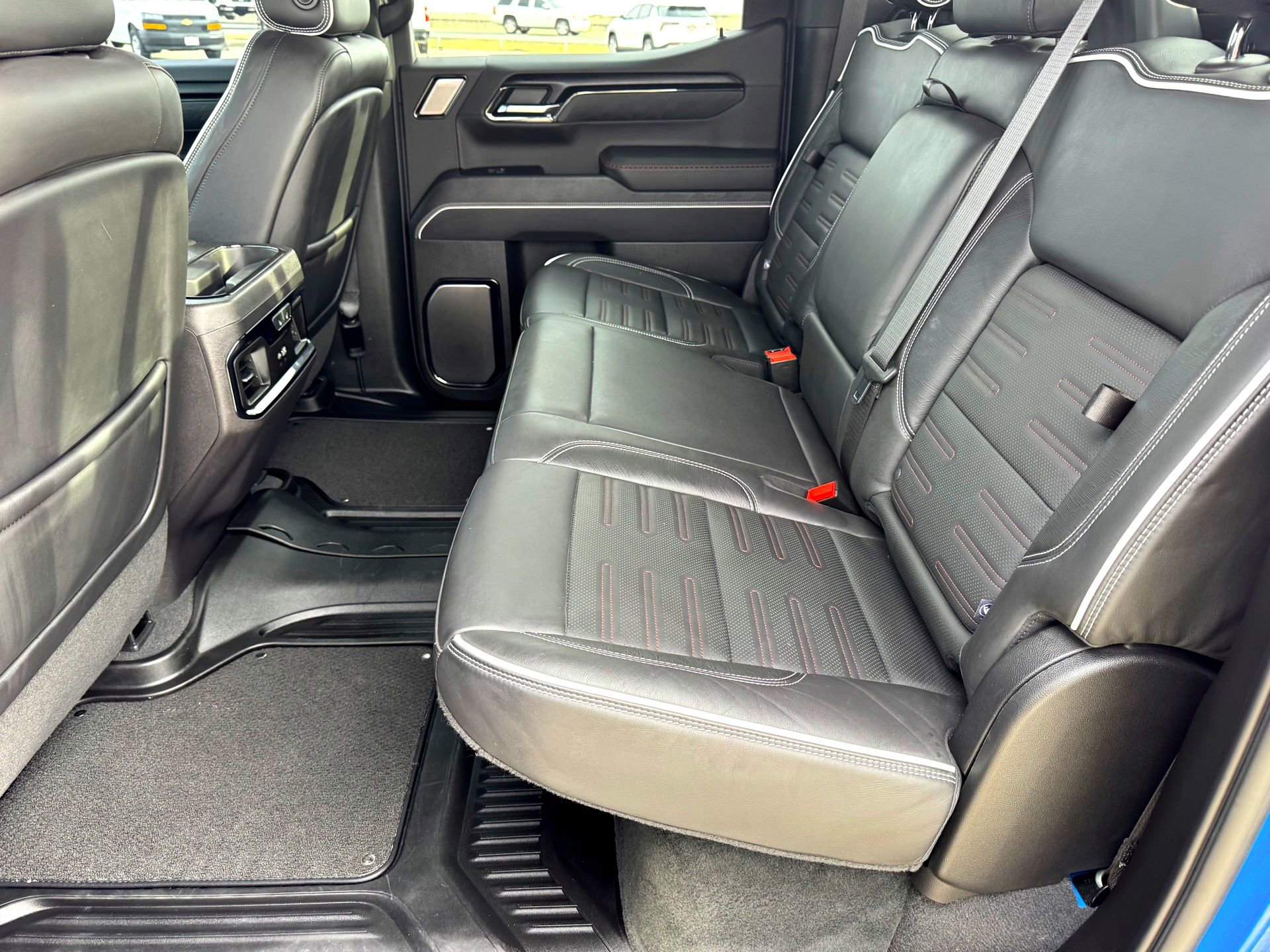 Used 2024 GMC Sierra 1500 AT4X AWD/4WD image 24