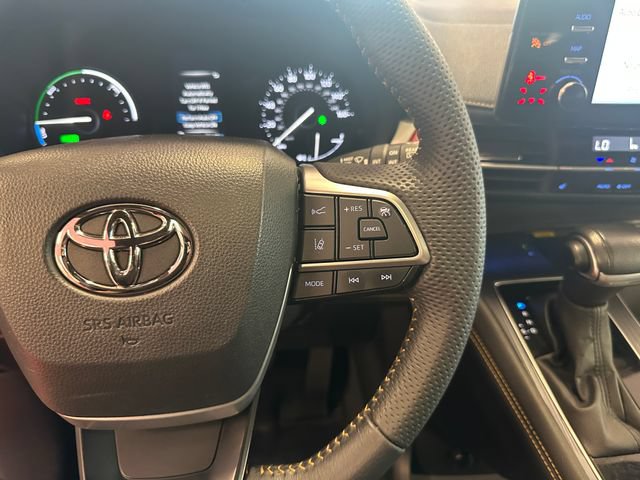 Certified 2024 Toyota Sienna XLE Woodland Edition AWD/4WD image 20