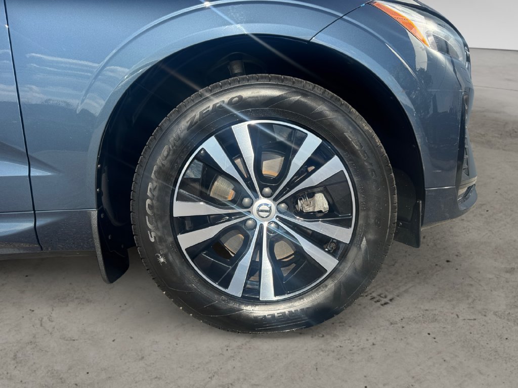 Certified 2024 Volvo XC60 B5 Core w/ Protection Package Premier AWD/4WD image 8