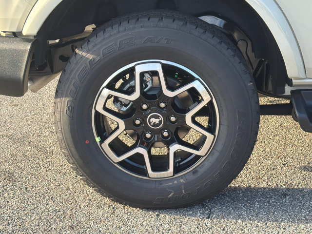 New 2026 Ford Bronco Outer Banks AWD/4WD image 19