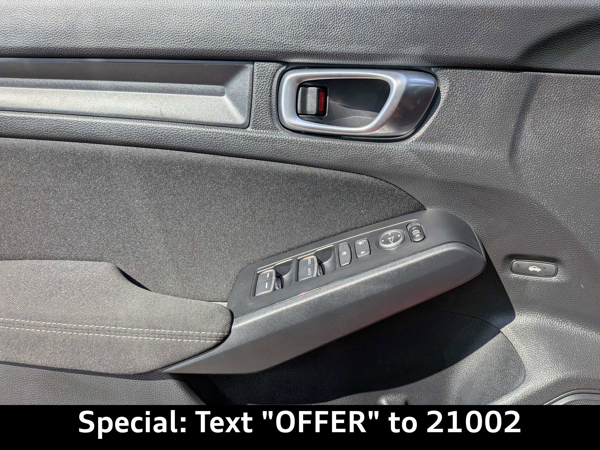 Used 2023 Honda Civic Sport image 25